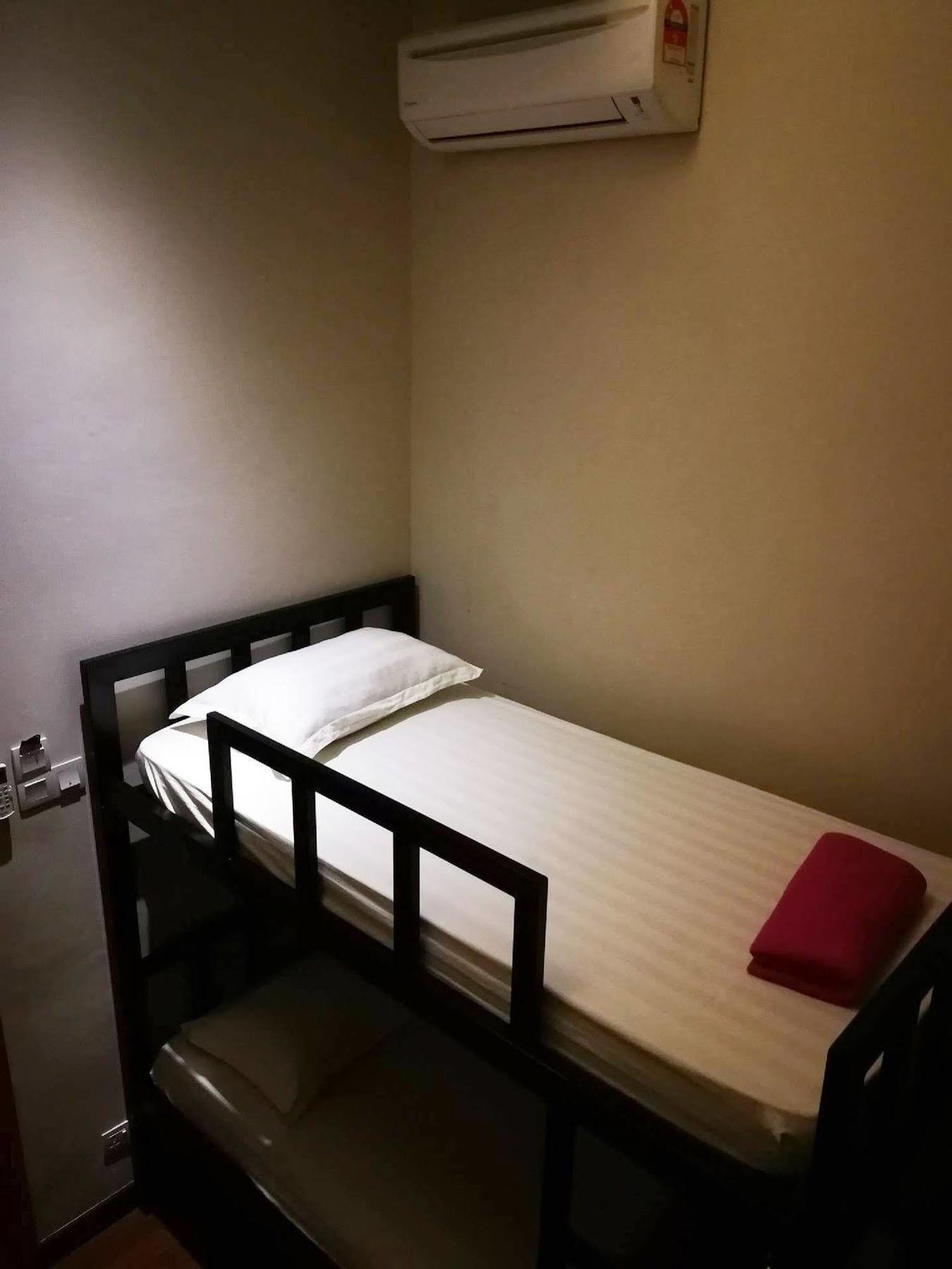 Travel Hub Highstreet Hostel Куала Лумпур Екстериор снимка